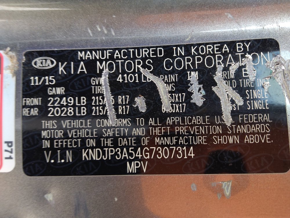 Used 2016 Kia Soul + FWD image 33