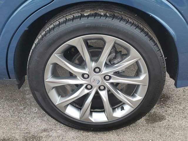 Used 2024 Buick Encore GX Avenir w/ Avenir Technology Package image 39