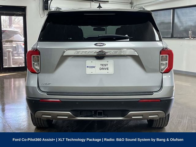 Used 2024 Ford Explorer XLT w/ Equipment Group 202A RWD image 7