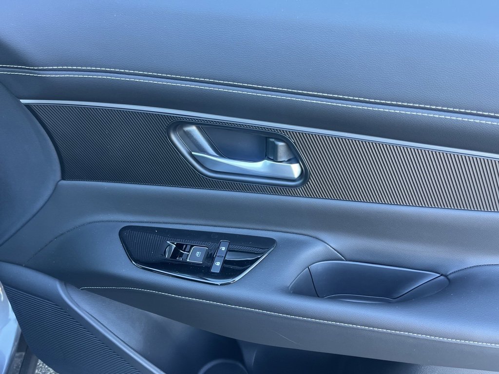 Used 2025 Nissan Murano SV image 21