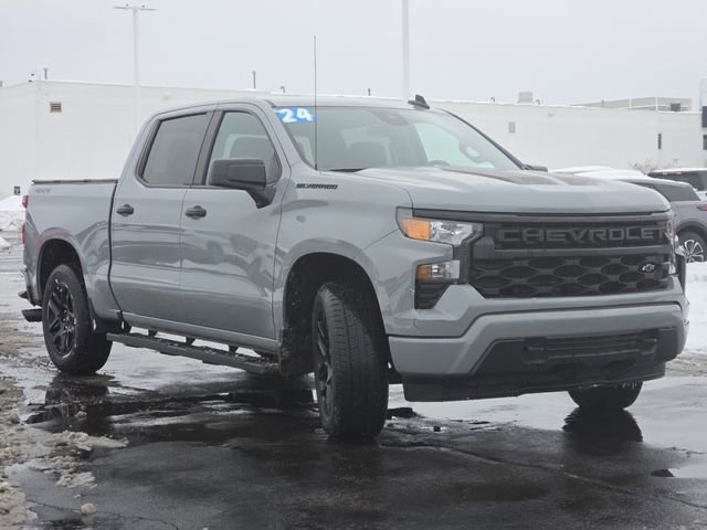 Used 2024 Chevrolet Silverado 1500 Custom w/ Dark Appearance Package image 16