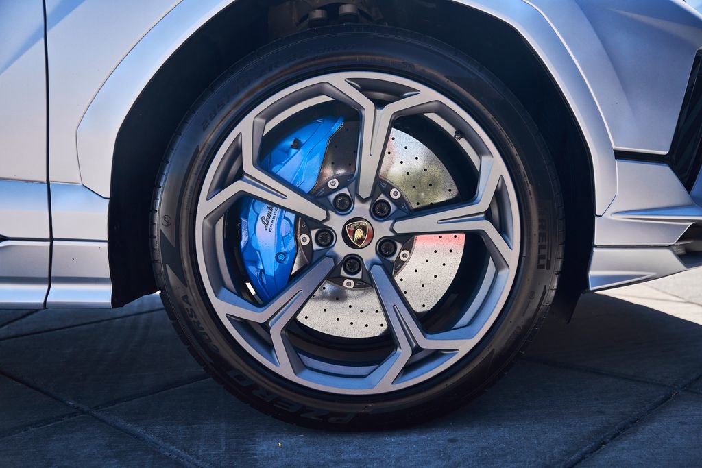 Used 2024 Lamborghini Urus S image 21