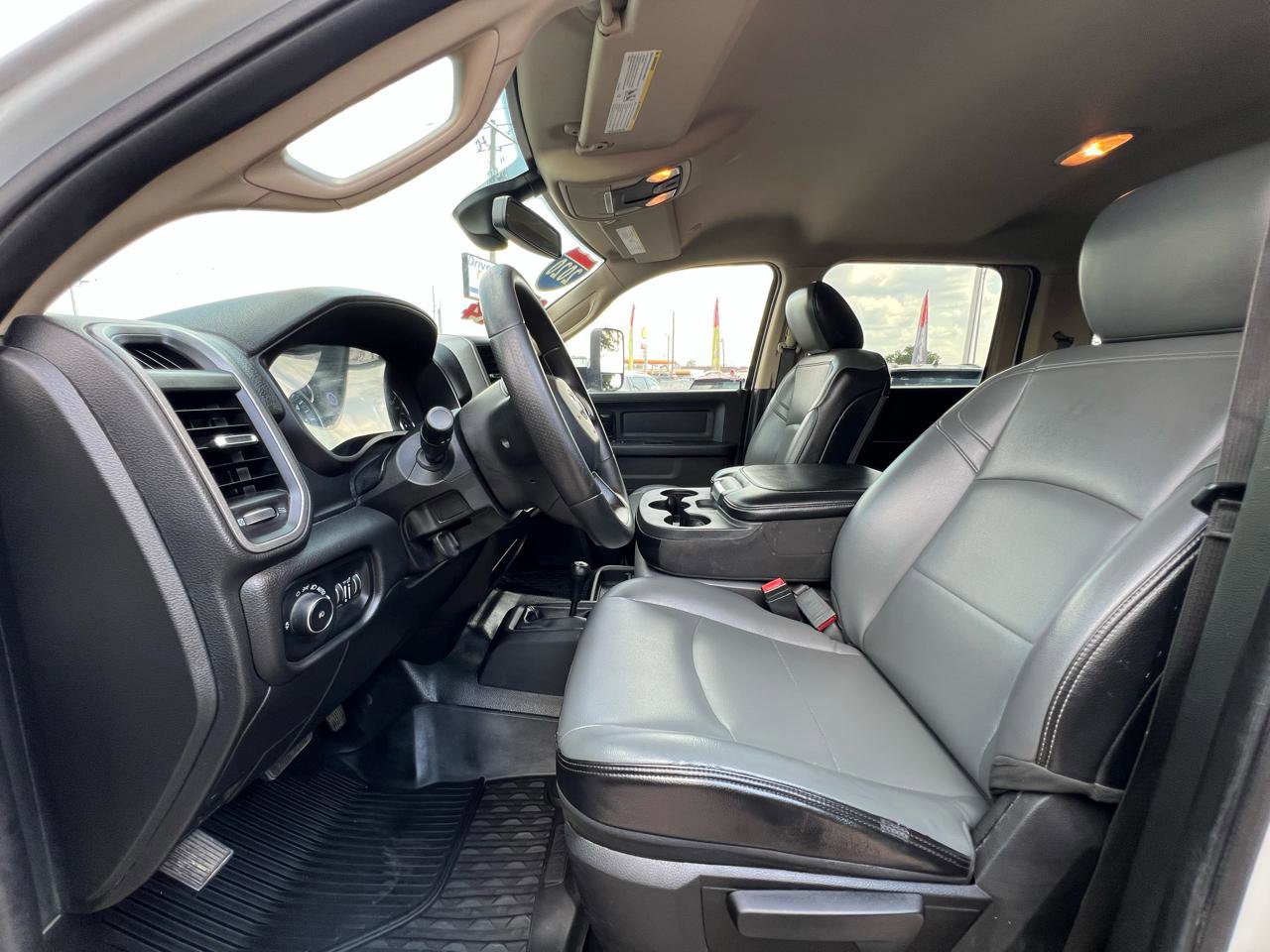 Used 2020 RAM 3500 Tradesman AWD/4WD image 12