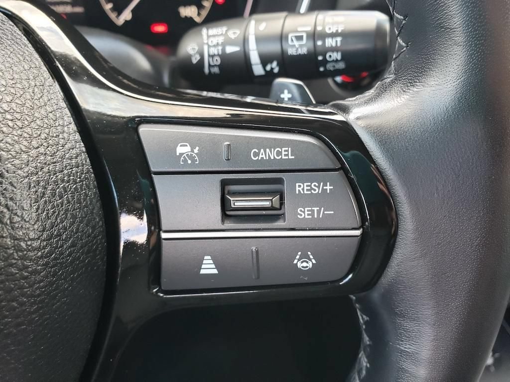 Used 2025 Honda Pilot EX-L image 14
