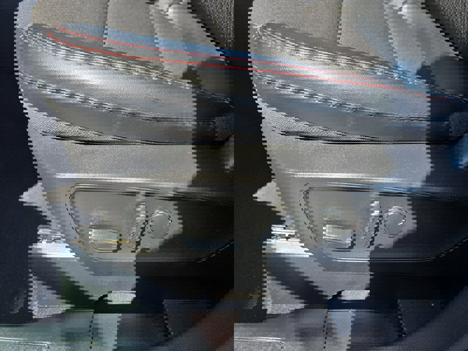 Certified 2023 Ford Escape ST-Line w/ Tech Pack #1 AWD/4WD image 12