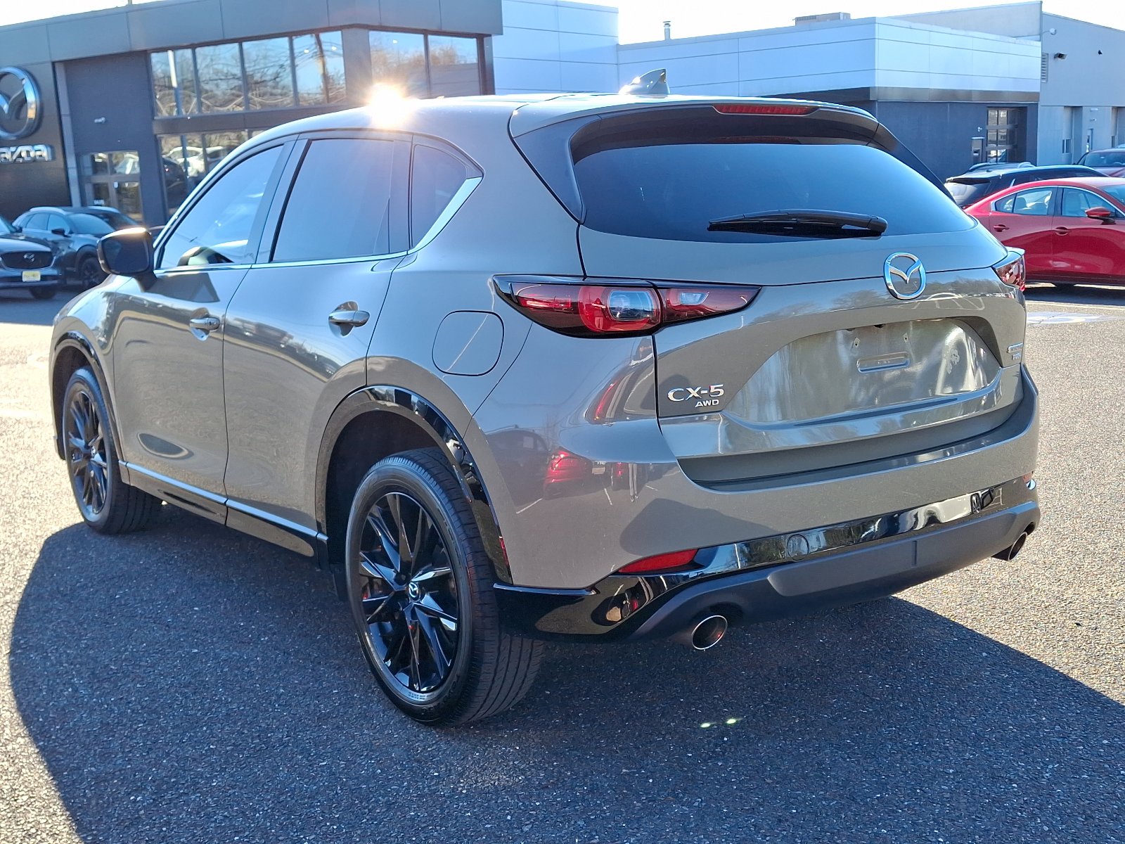 Certified 2024 MAZDA CX-5 Carbon Edition image 4