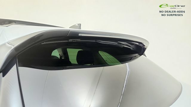 Used 2025 Land Rover Range Rover Velar Dynamic SE AWD/4WD image 26