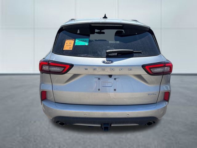 Used 2023 Ford Escape ST-Line Select w/ Tech Pack #2 AWD/4WD image 3