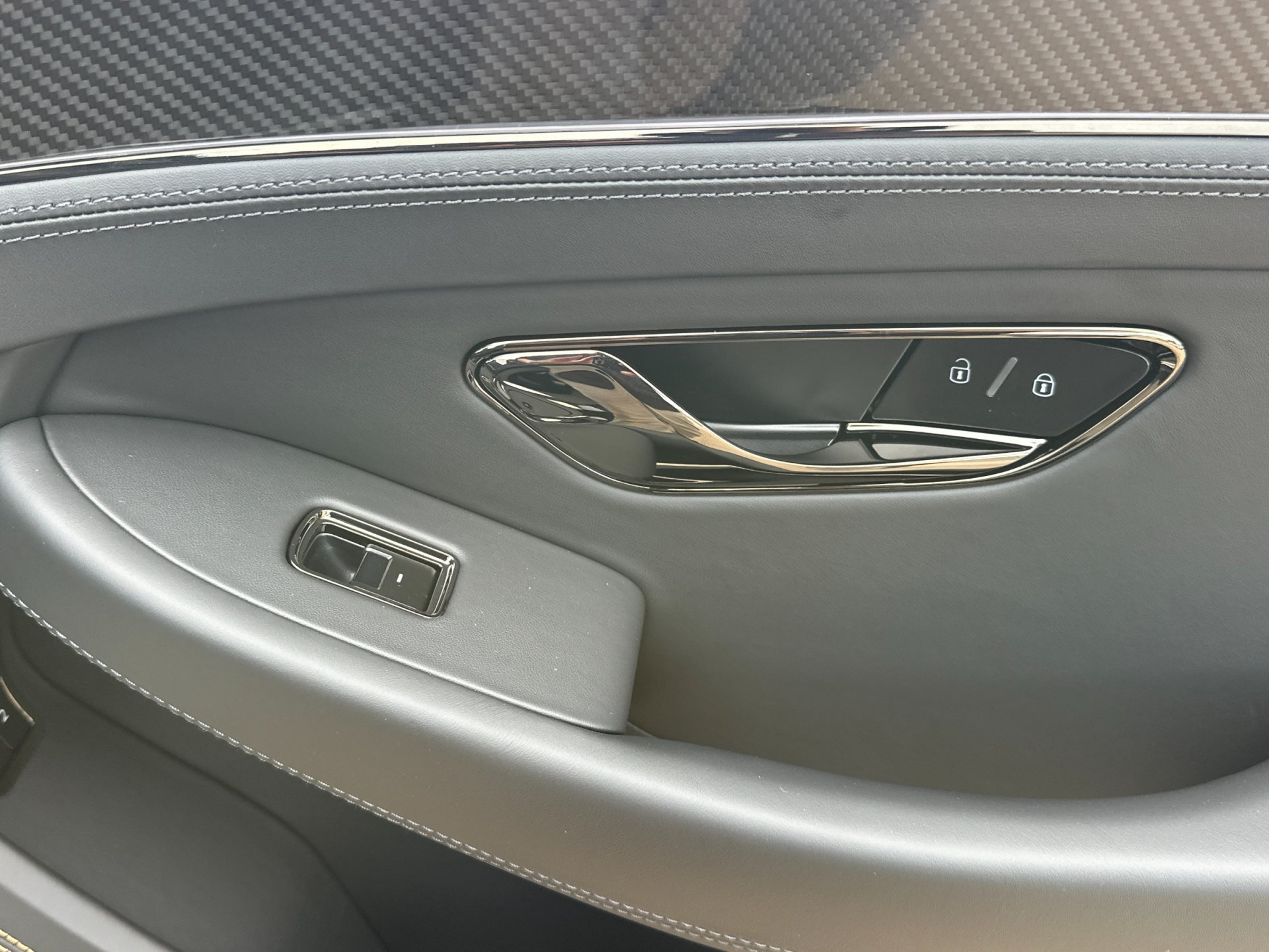 New 2026 Bentley Continental GT AWD/4WD image 17