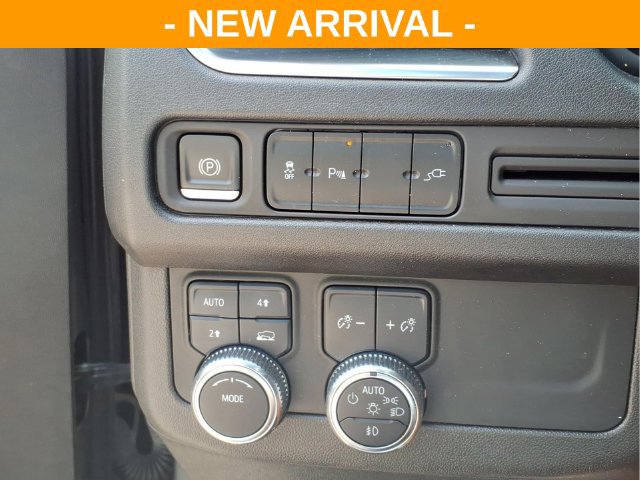 Used 2021 GMC Yukon SLE AWD/4WD image 31
