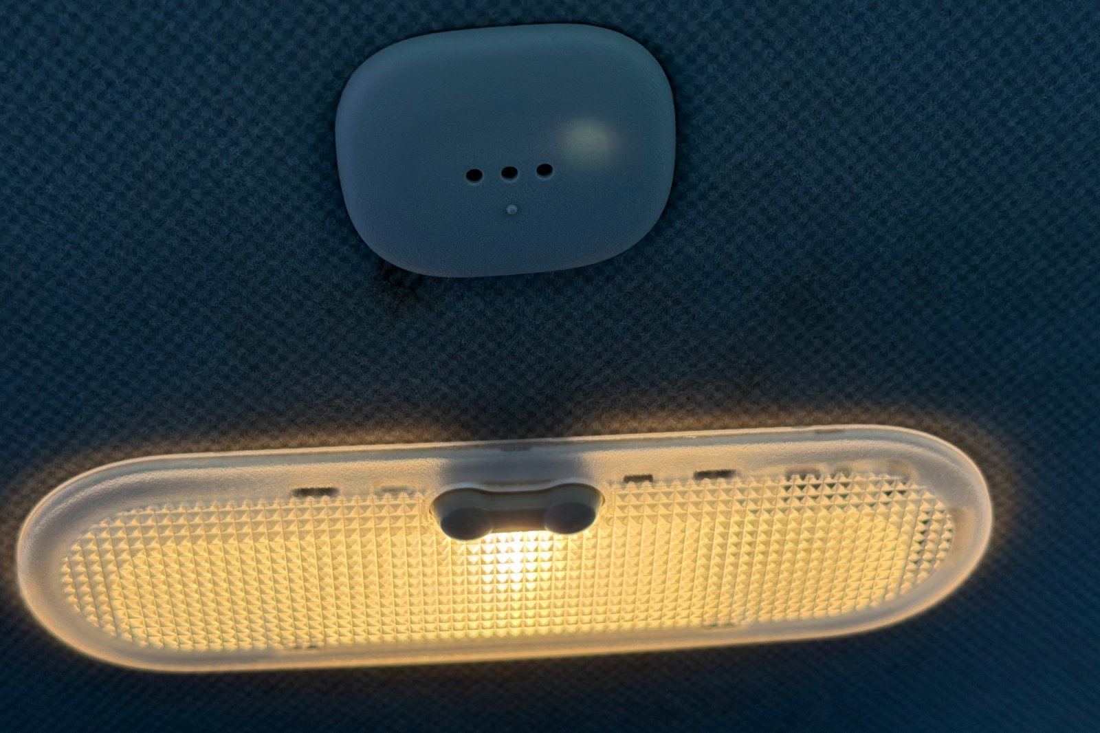 Used 2017 Nissan Versa SV image 23