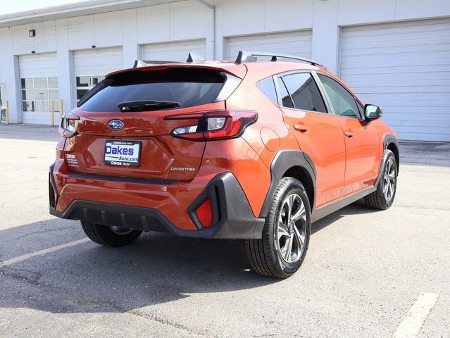 Used 2024 Subaru Crosstrek 2.0i Premium image 8
