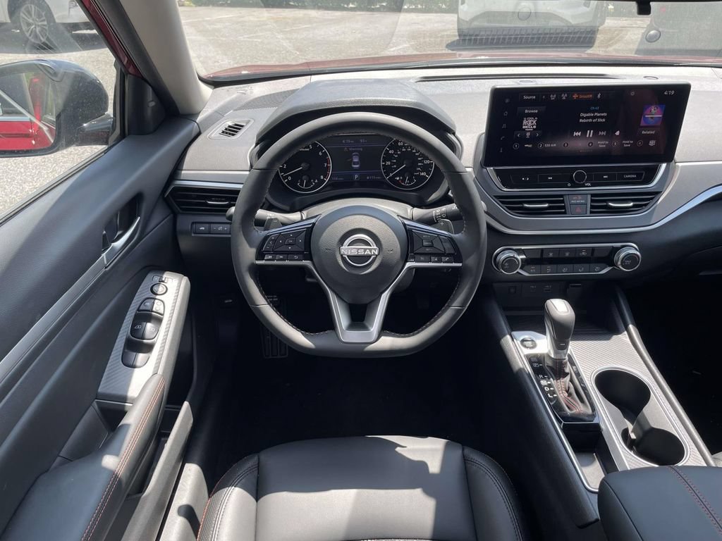 New 2026 Nissan Altima 2.5 SR FWD image 10