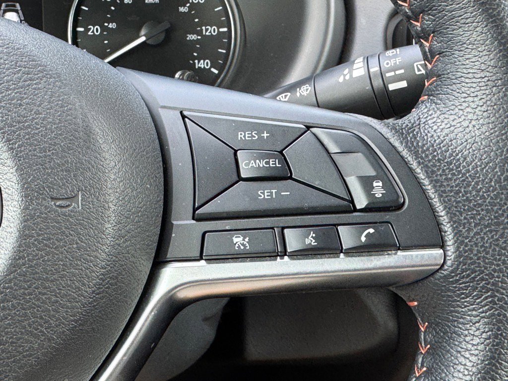 Used 2023 Nissan Kicks SR w/ Interior Electronics Package image 18