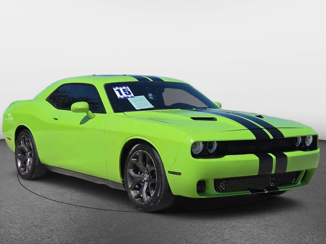 Used 2015 Dodge Challenger R/T Plus RWD image 2