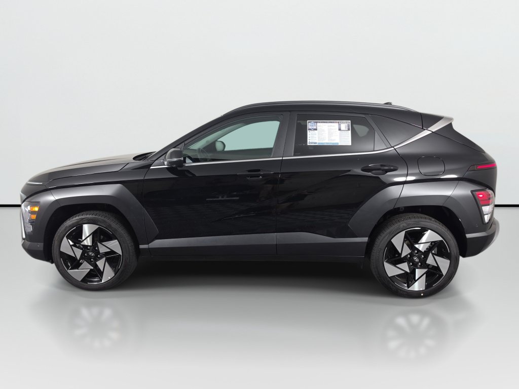 Used 2026 Hyundai Kona Limited AWD/4WD image 2