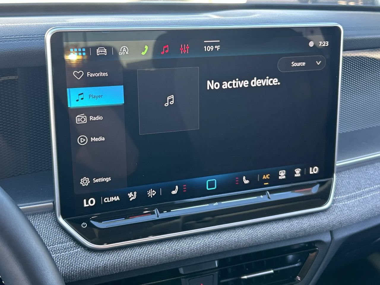 Certified 2026 Volkswagen Tiguan S FWD image 22