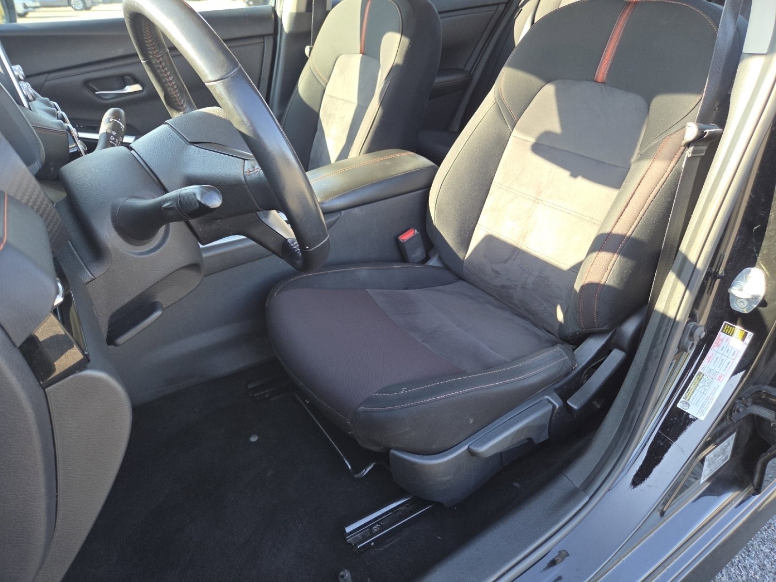 Used 2023 Nissan Sentra SR w/ Midnight Edition Package image 24