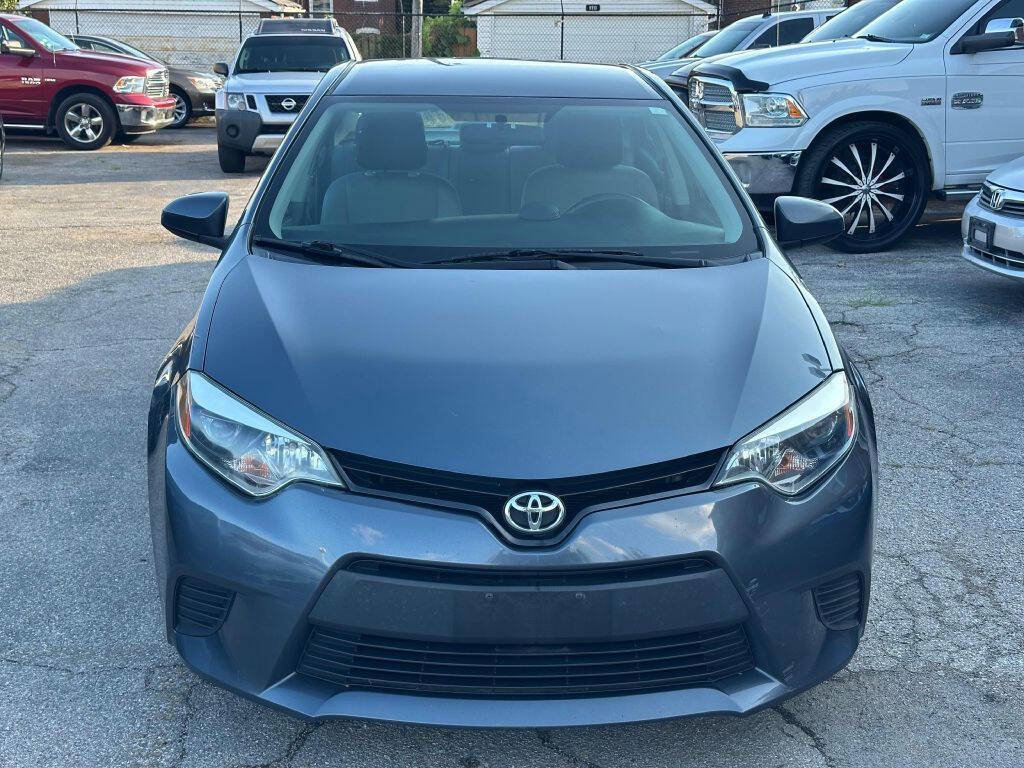 Used 2014 Toyota Corolla LE image 2