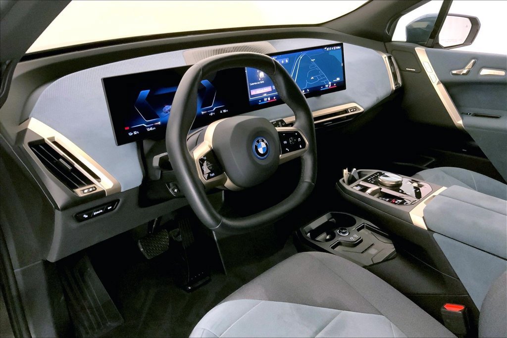 Certified 2024 BMW iX xDrive50 w/ Premium Package AWD/4WD image 21