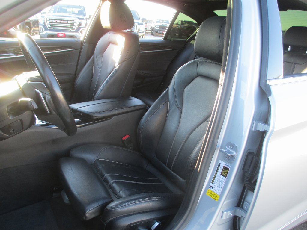 Used 2020 BMW 530i w/ Convenience Package image 15