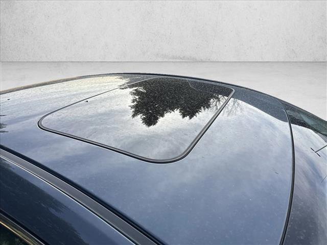 Used 2023 MAZDA MAZDA3 s image 9