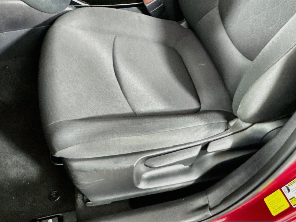 Used 2022 Toyota Corolla LE FWD image 20