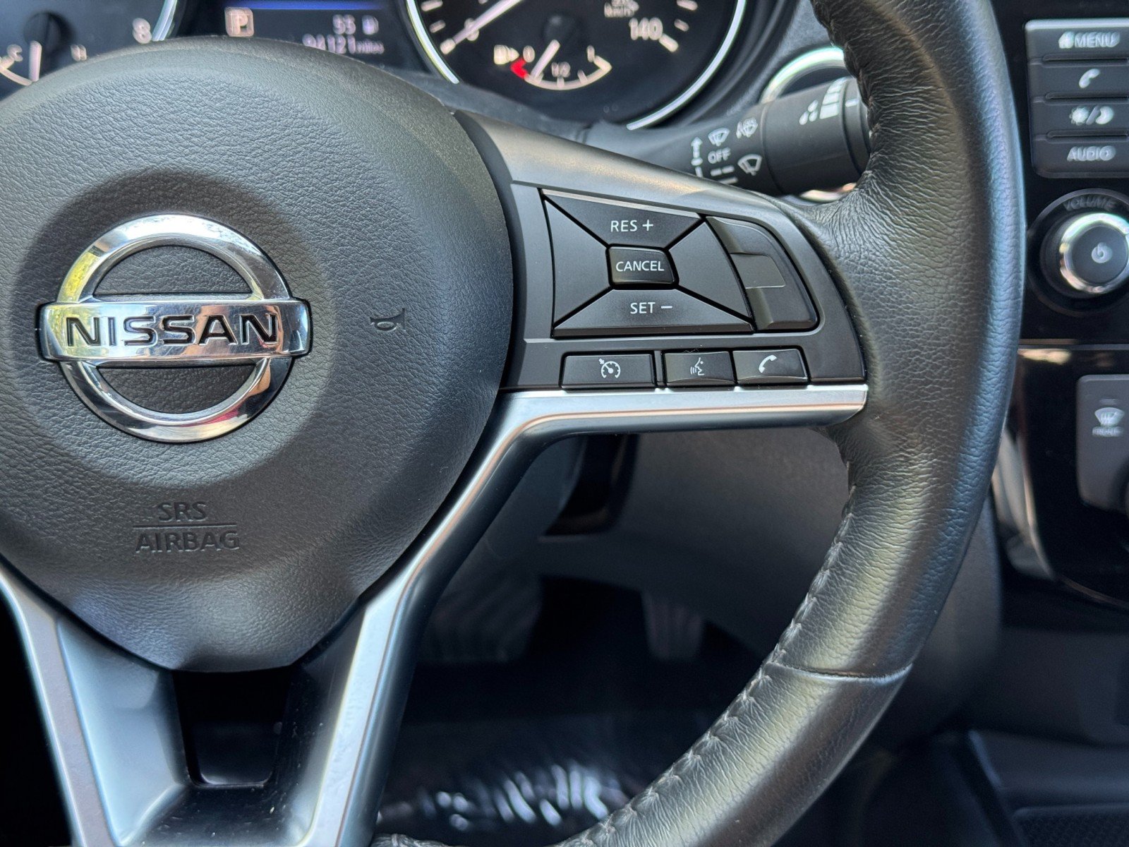 Used 2019 Nissan Rogue SV FWD image 21