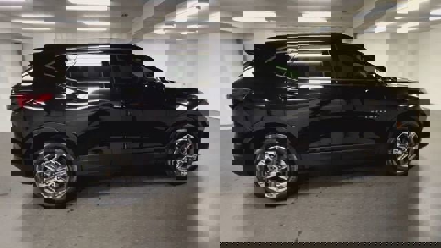 Certified 2024 Chevrolet Blazer LT w/ Convenience Package image 9