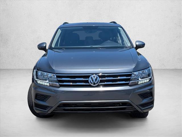 Used 2020 Volkswagen Tiguan SE w/ Panoramic Sunroof Package FWD image 2