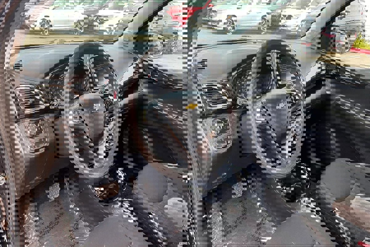 Used 2020 Chevrolet Spark LT image 10