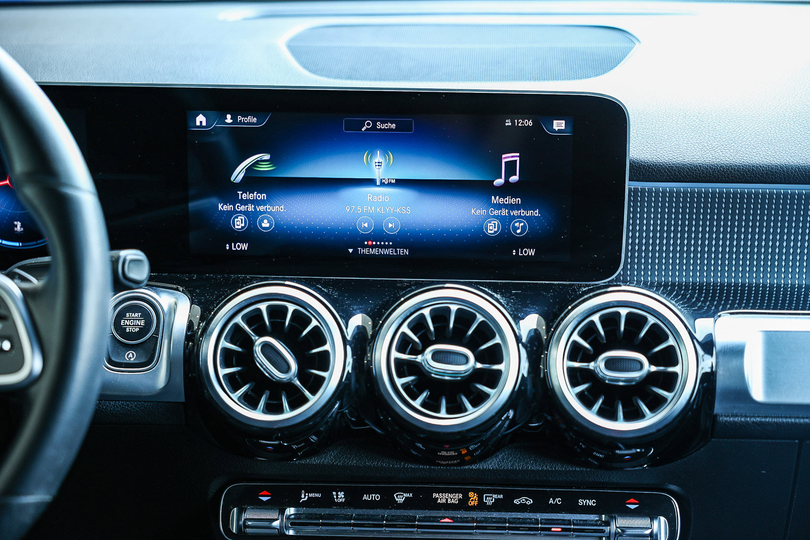 Used 2021 Mercedes-Benz GLB 250 image 18