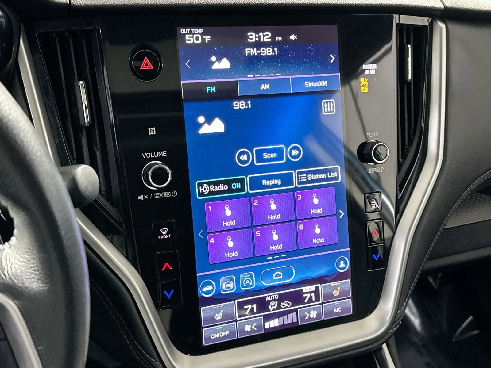 Used 2021 Subaru Outback Premium image 22