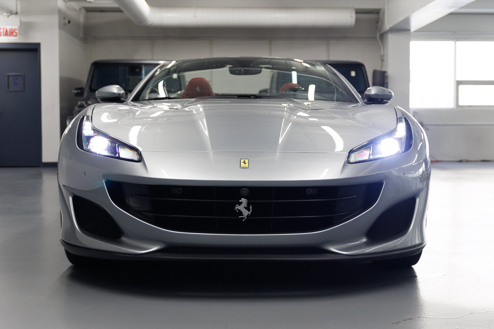 Used 2019 Ferrari Portofino RWD image 17