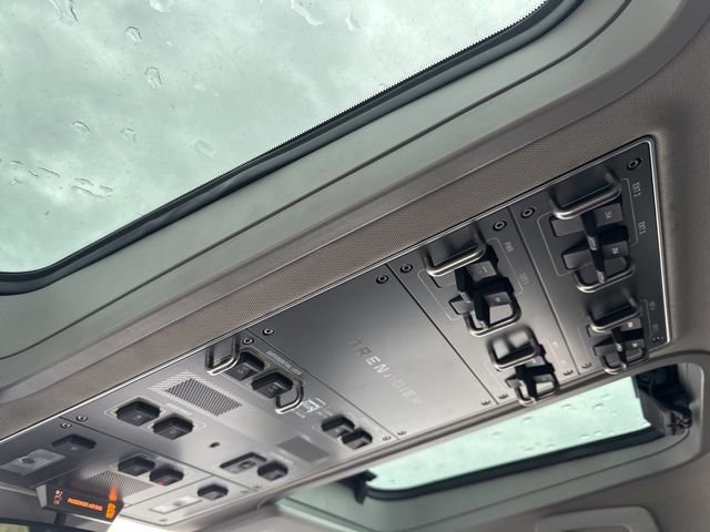 Used 2024 INEOS Grenadier Base image 17