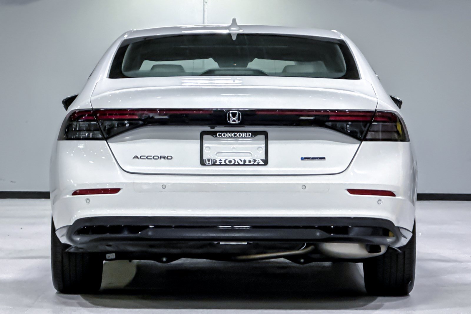 Used 2024 Honda Accord EX-L image 10