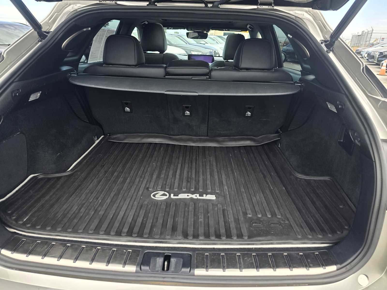 Used 2017 Lexus RX 450h F Sport image 17