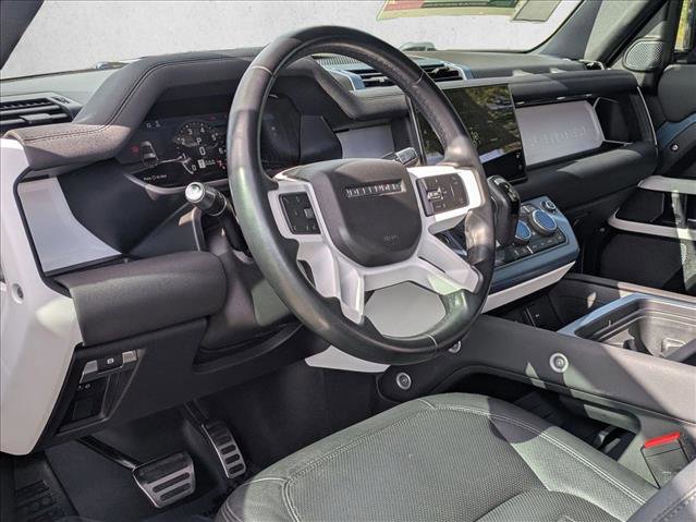 Used 2022 Land Rover Defender 90 S image 10
