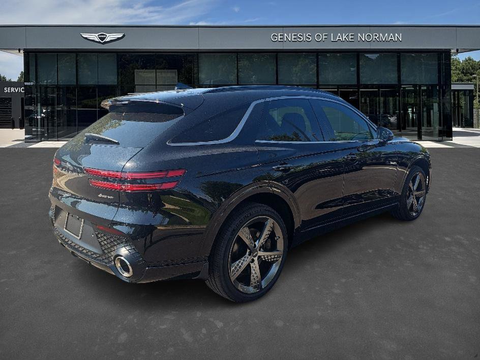 Used 2025 Genesis GV70 3.5T Sport w/ Sport Advanced Package image 5
