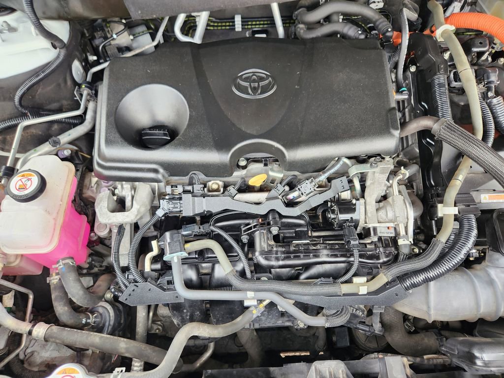 Used 2020 Toyota Highlander XLE AWD/4WD image 20