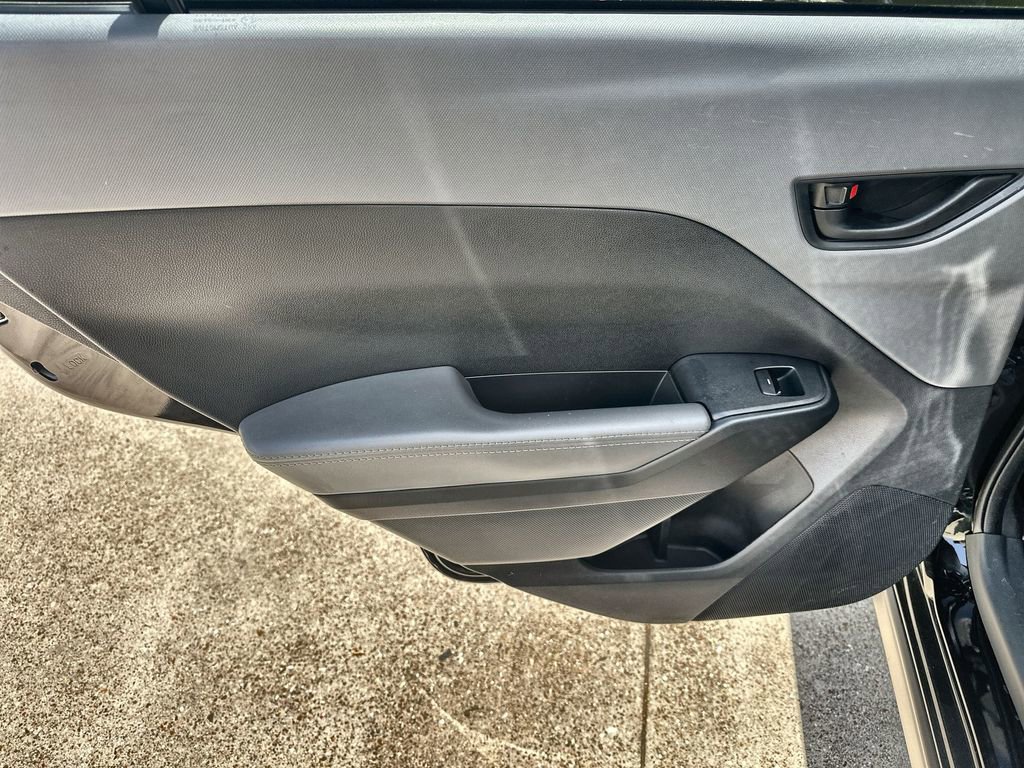 Used 2025 Subaru Crosstrek 2.0i Premium image 15