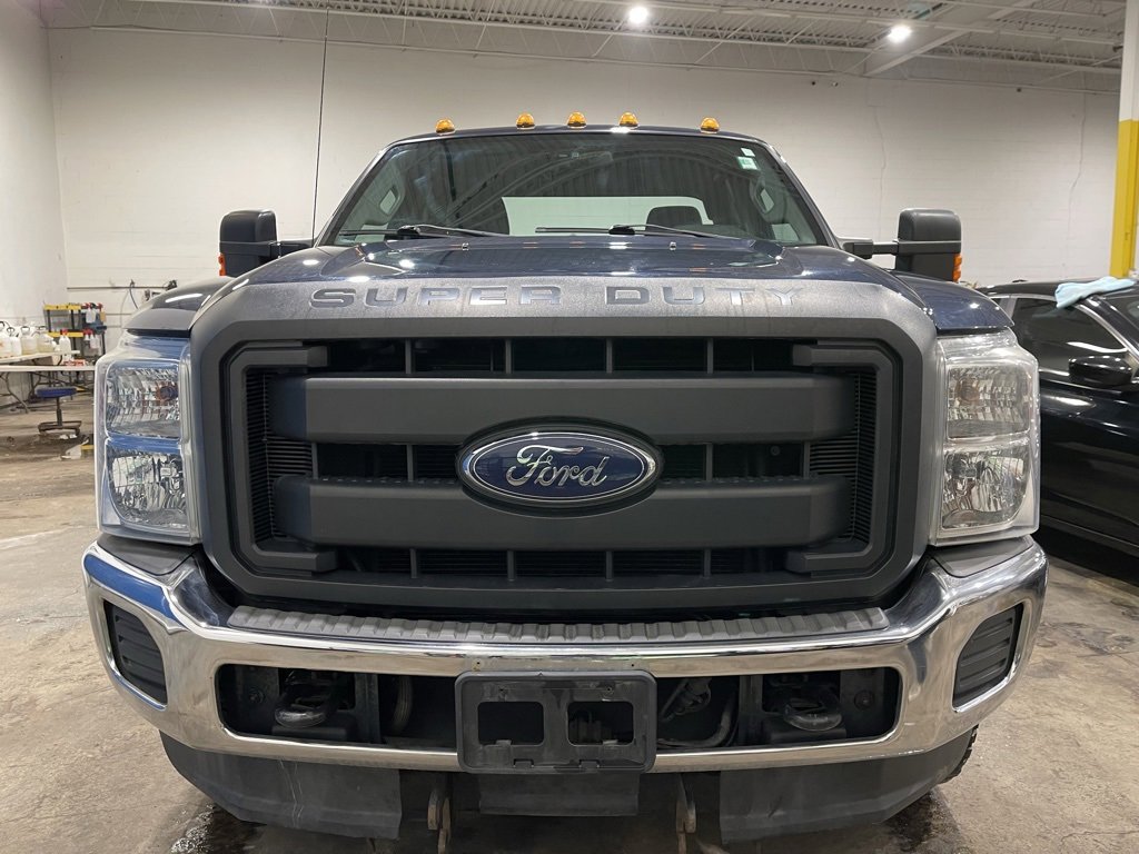 Used 2015 Ford F250 XL w/ Power Equipment Group image 2