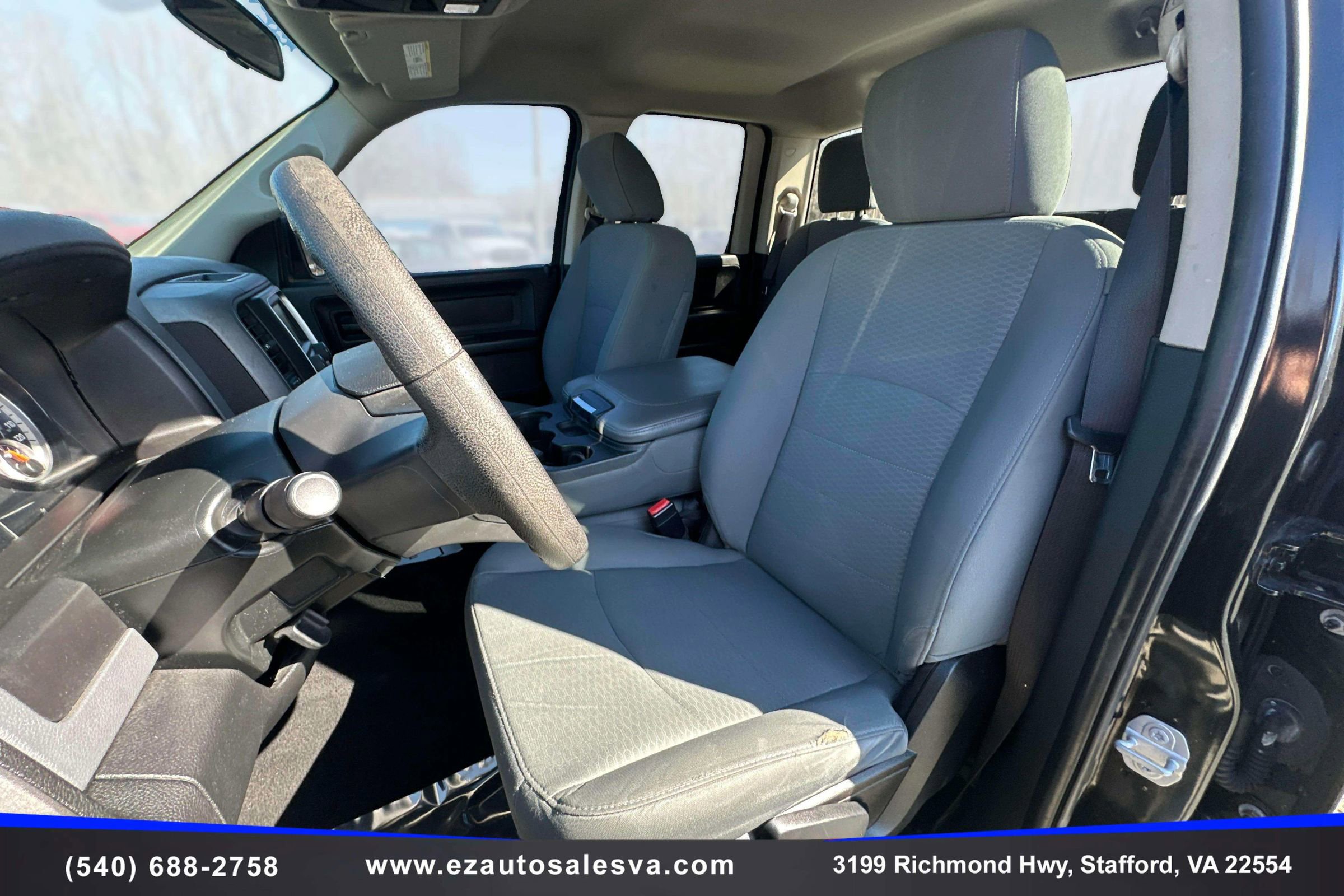 Used 2017 RAM 1500 Express image 16