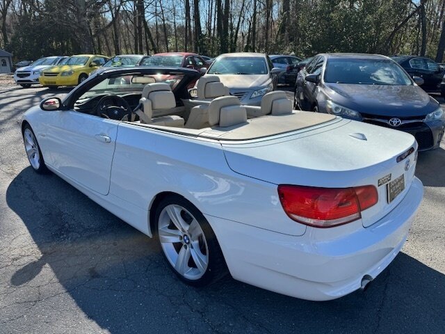Used 2009 BMW 335i Convertible RWD image 4