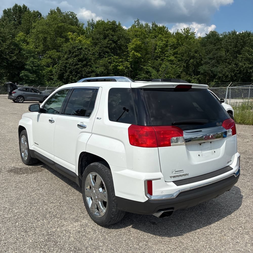 Used 2016 GMC Terrain SLT w/ Open Road Package AWD/4WD image 4