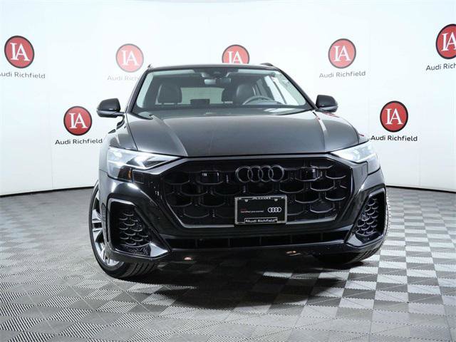 Certified 2024 Audi Q8 Prestige image 3