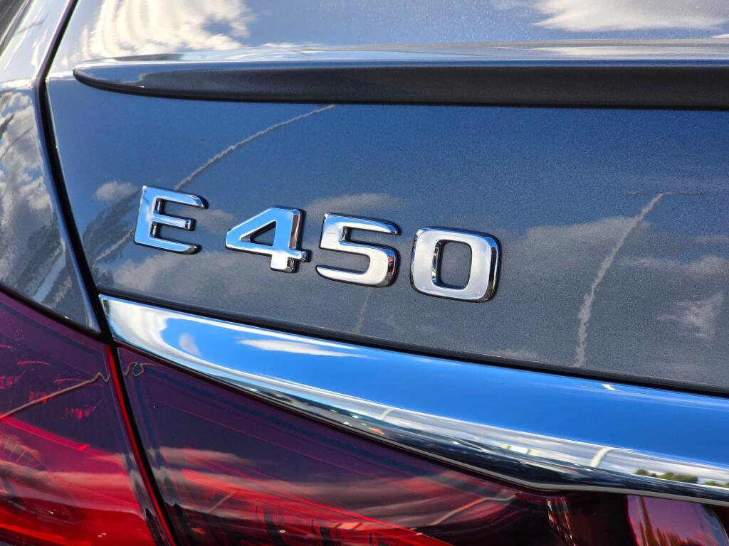 Used 2023 Mercedes-Benz E 450 4MATIC Sedan image 35