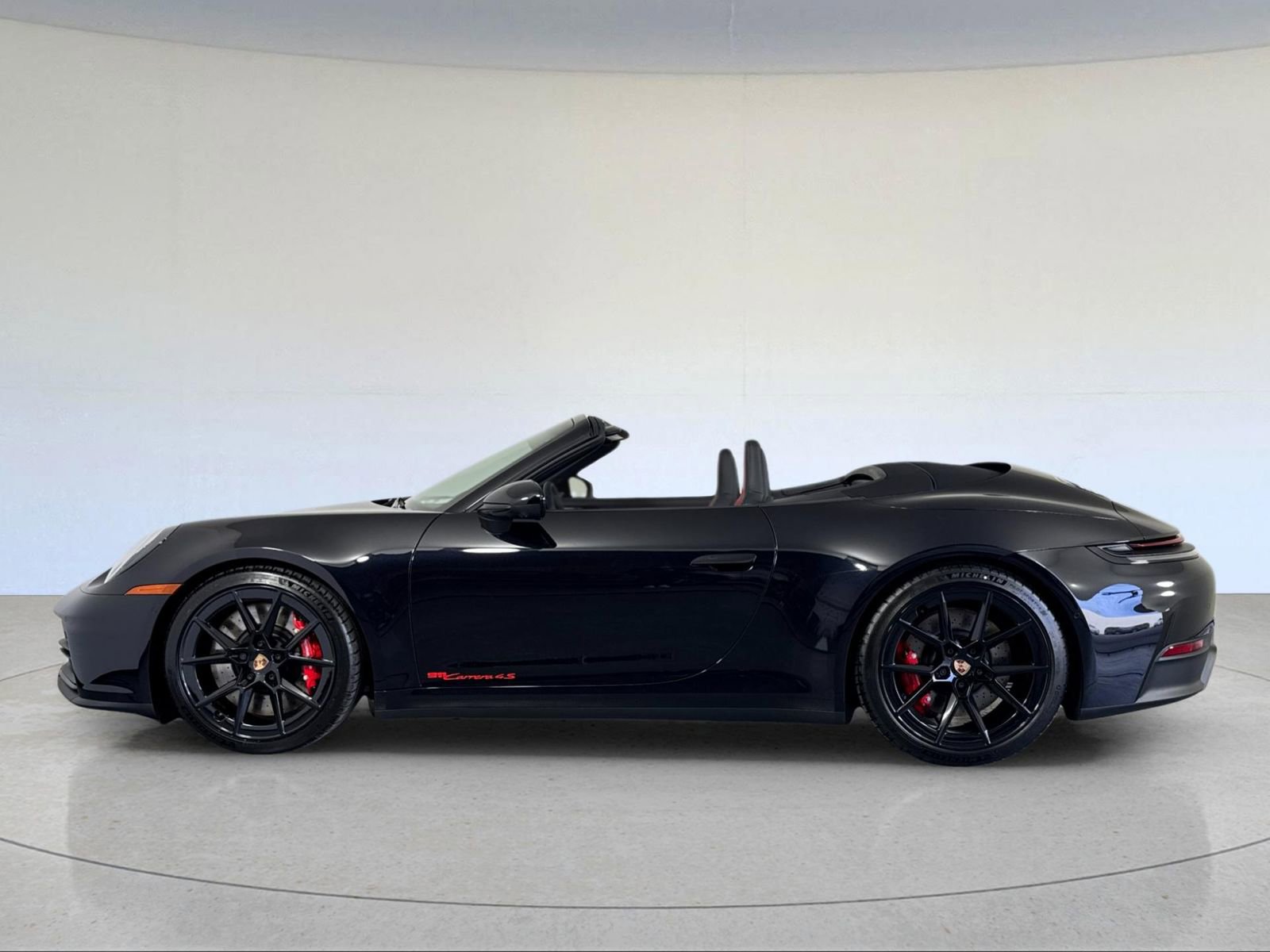 New 2026 Porsche 911 Carrera 4S image 2