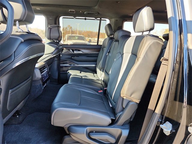 New 2022 Jeep Grand Wagoneer Series II w/ Premium Group II image 5