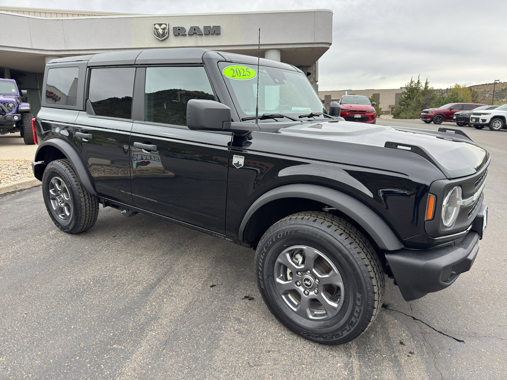 Used 2025 Ford Bronco Big Bend AWD/4WD image 1